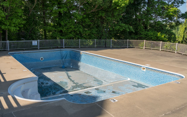 how to replace a pool liner